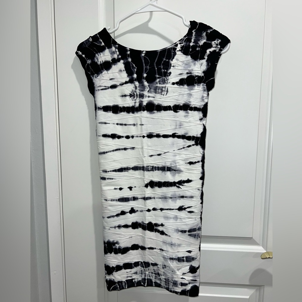 Black and white bandage dress